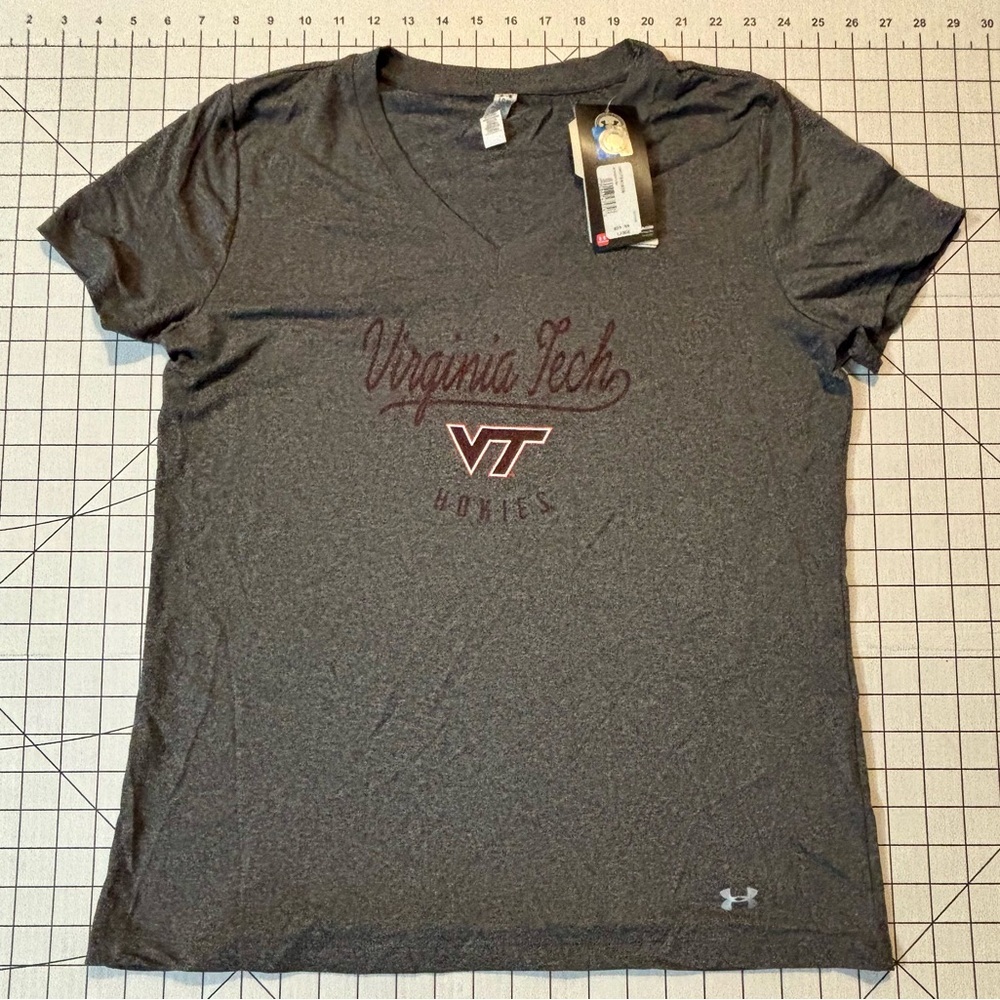 NWT Virginia‎ Tech Under Armour Women’s Large Gray V-neck Tee